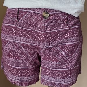American Eagle Maroon Patterned Midi Shorts, Size 4